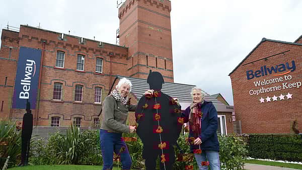 Media 2033 shrewsbury poppies