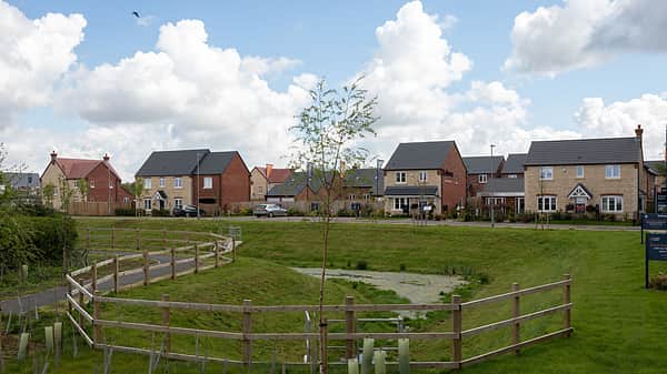 Media 2256 waltham heights