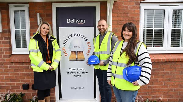 Media 2317 sheasby park dusty boots