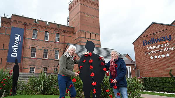 Media 2033 shrewsbury poppies