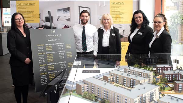 Media 2295 crossways quarter launch