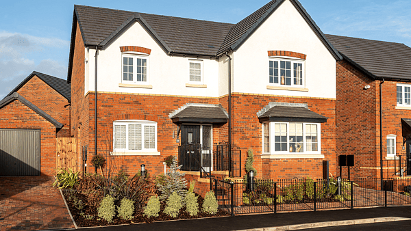 Media 2344 longwood grange lisvane street scene