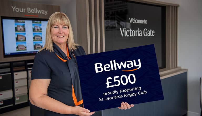 Media 0n3ahlos st leonards rfc donation