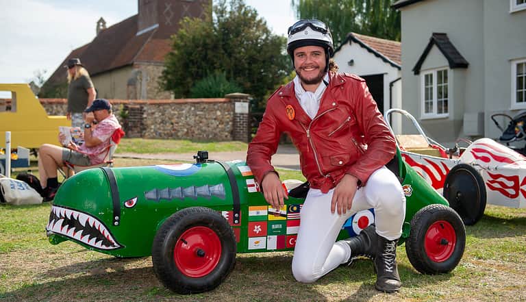 Media 1998 will proffit