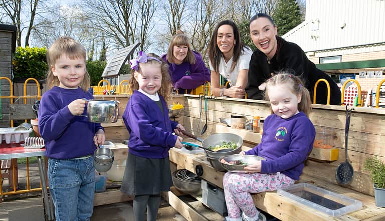 Media 1vqhes2p locking stumps preschool