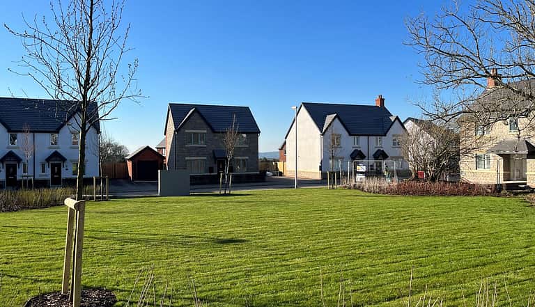 Media 2215 parc mawr swansea