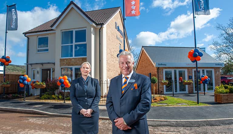 Media 2290 sales advisors francesca and andrew