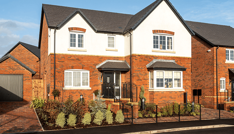 Media 2344 longwood grange lisvane street scene