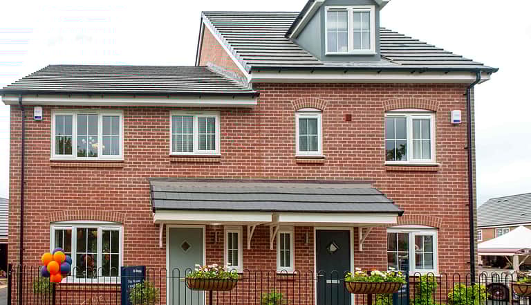 Media 2490 fox mill gardens showhome