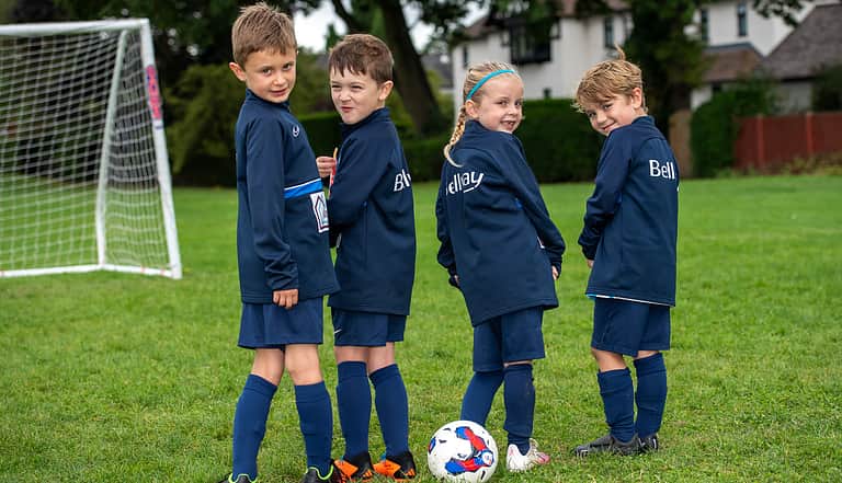 Media 2555 saha fc u7