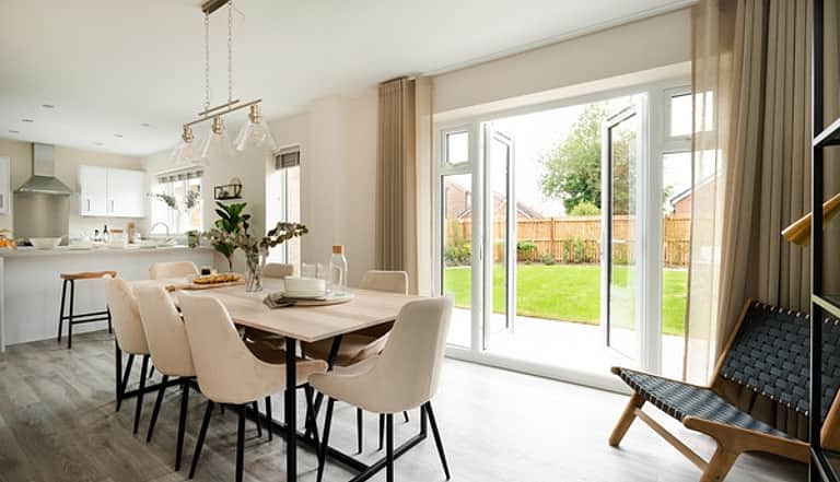 Media 2776 alder grove