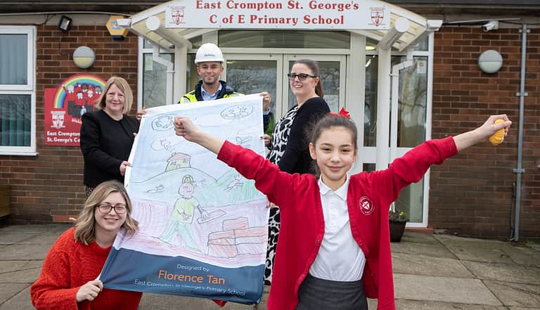 Media 2xvbmx5f design a flag manchester