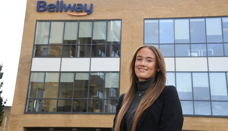 Media 3553 jessi lous finance apprentice