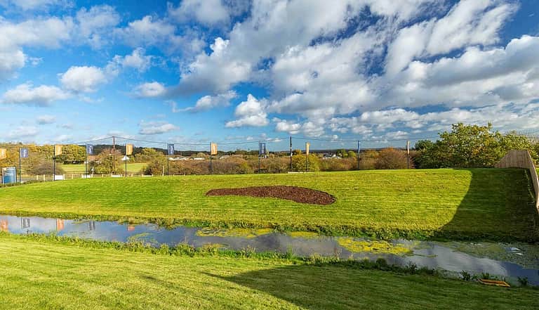 Media 3668 thames gateway maple creek external