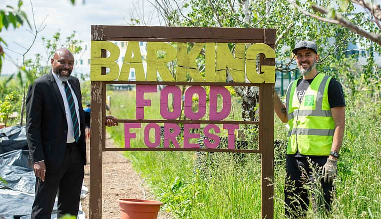 Media 3676 barking food forest