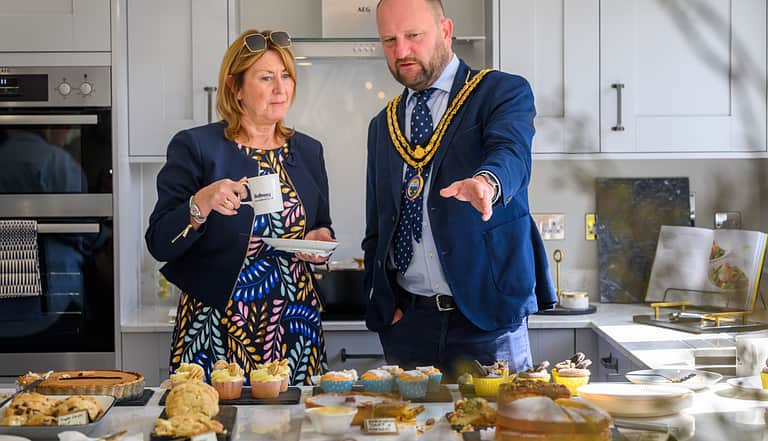 Media brrci4gq snaiths mayor and deputy mayor