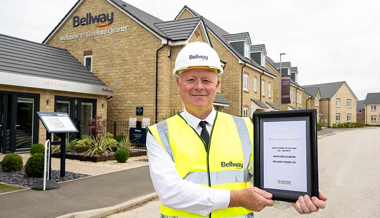 Media fg3f1z5v lee barlow