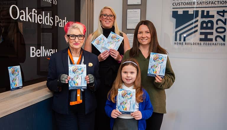 Media i2zmw1iu holy trinity welcome cards