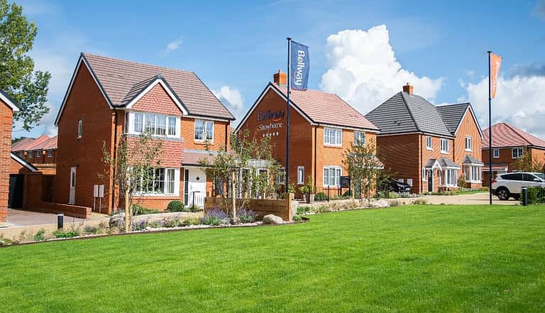 Media lljhuz5s bexhill clavering walk