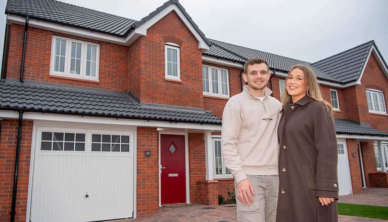 Media m41jfkni honor and lewis darwins edge