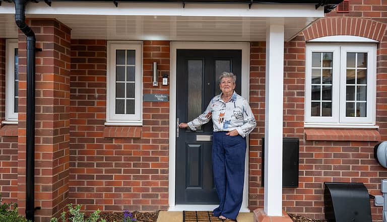 Media wobdu4mf carol edge