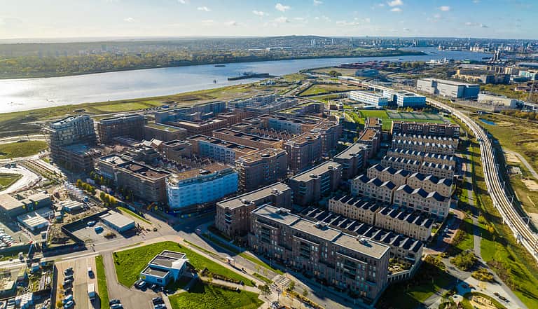 Media x0lfbvqn barking riverside aerial