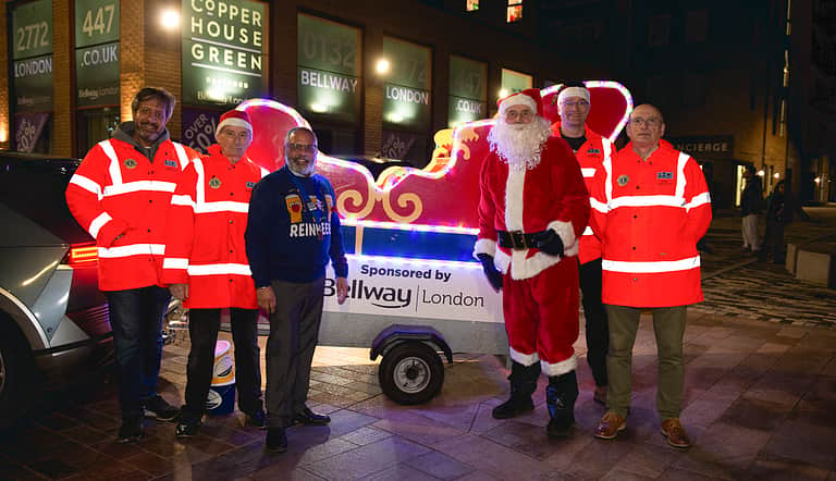 Media 2931 dartford lions santa sleigh
