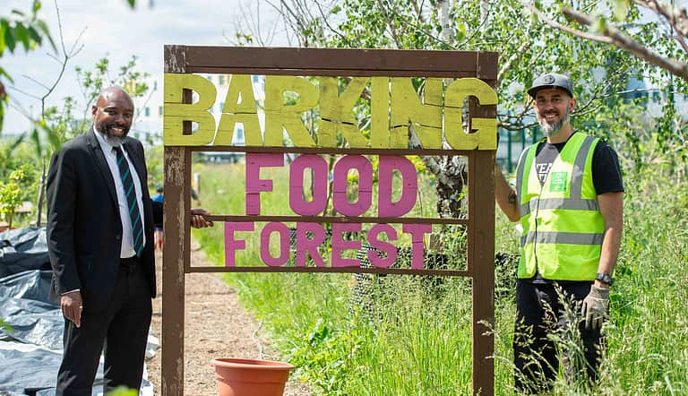 Media 3676 barking food forest