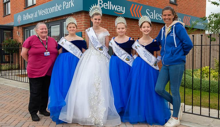Media fckfiemq maldon carnival girls